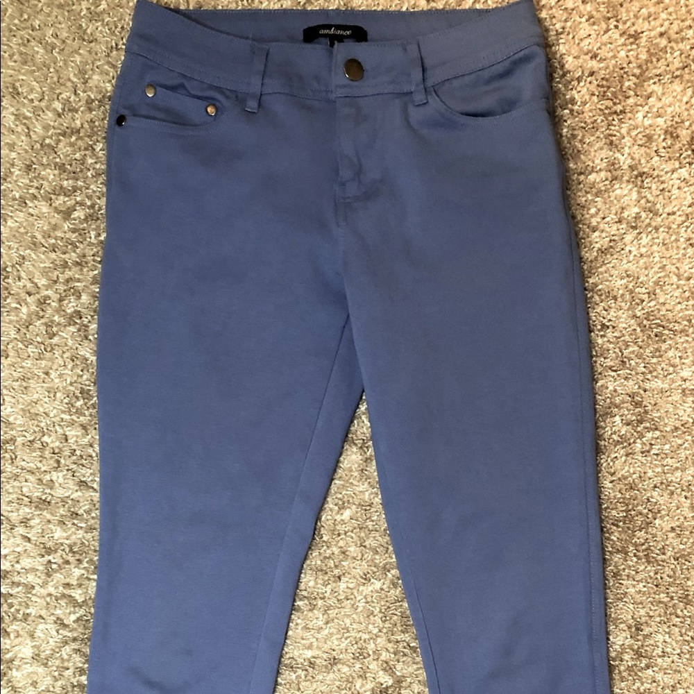 Blue pants/jeans.